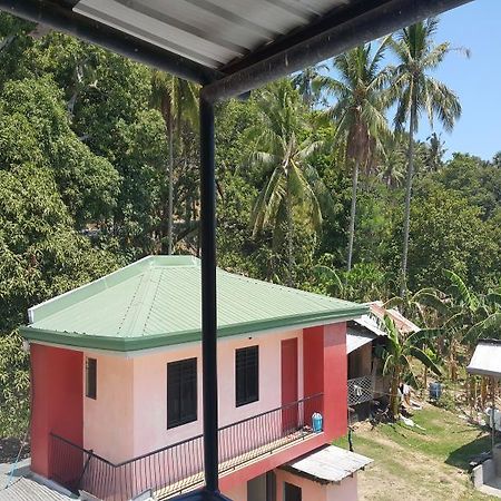 Rem'S Virgin Island Hotel Puerto Galera Bagian luar foto